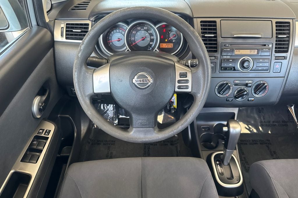 2009 Nissan Versa 1.8 S