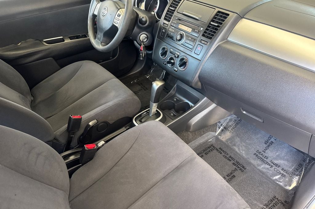 2009 Nissan Versa 1.8 S