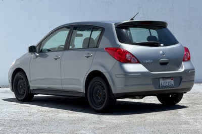 2009 Nissan Versa 1.8 S