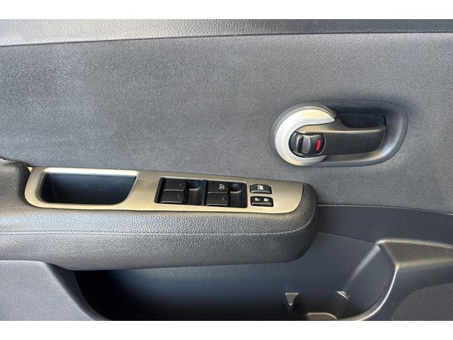 2009 Nissan Versa 1.8 S