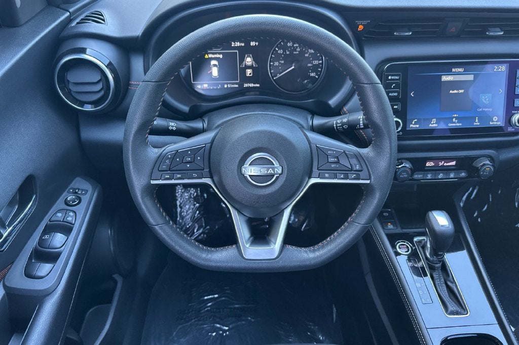 2023 Nissan Kicks SR
