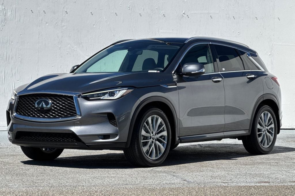 2023 INFINITI QX50 LUXE AWD