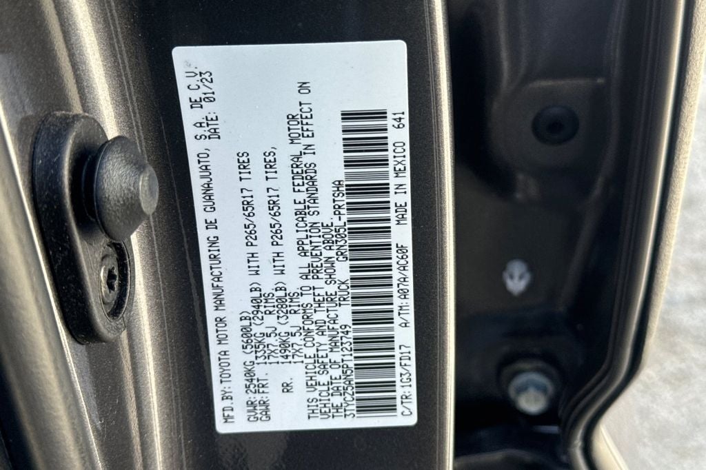 2023 Toyota Tacoma TRD Sport V6