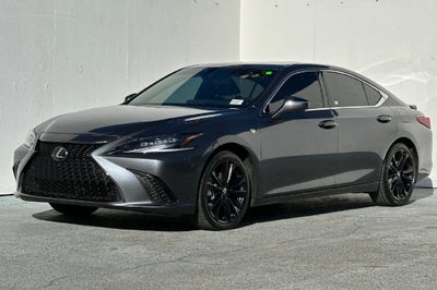 2024 Lexus ES 300h F SPORT Handling