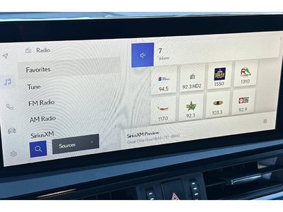 2024 Lexus ES 300h F SPORT Handling