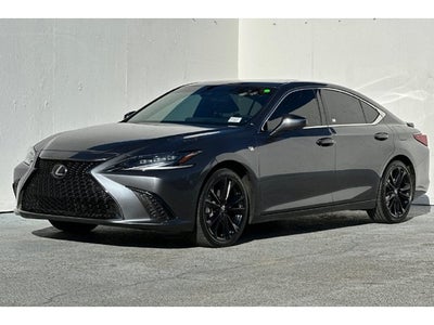 2024 Lexus ES 300h F SPORT Handling