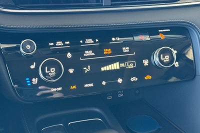 2027 INFINITI QX60 Luxe FWD