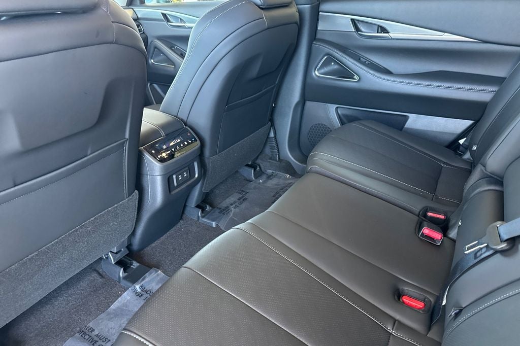 2027 INFINITI QX60 Luxe FWD