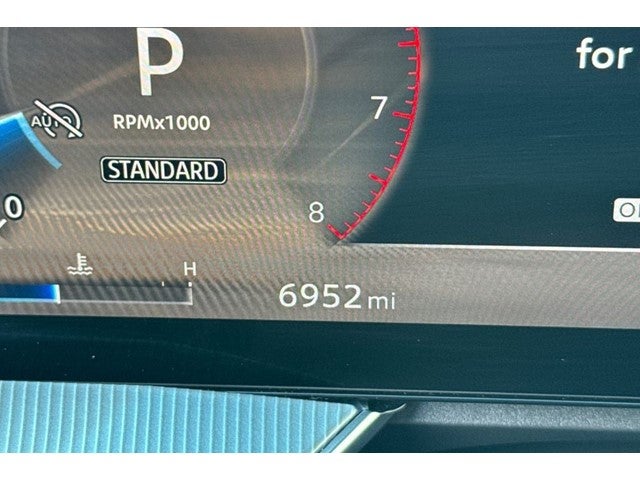 2025 Nissan Murano SL