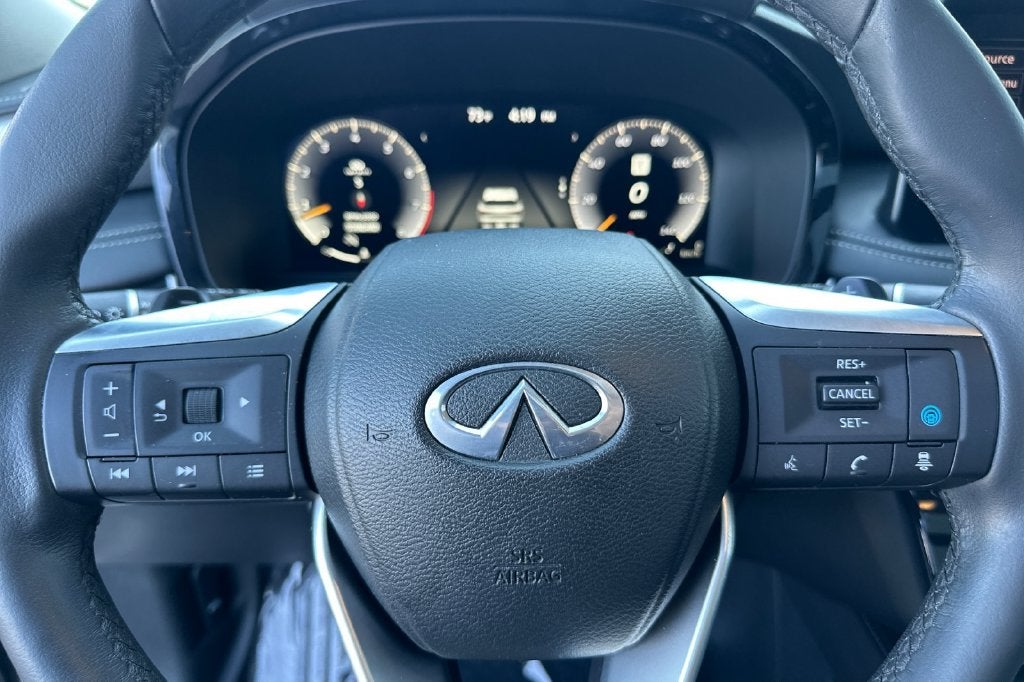 2023 INFINITI QX60 LUXE FWD
