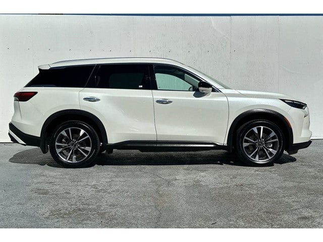 2023 INFINITI QX60 LUXE FWD