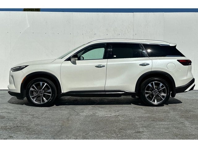 2023 INFINITI QX60 LUXE FWD