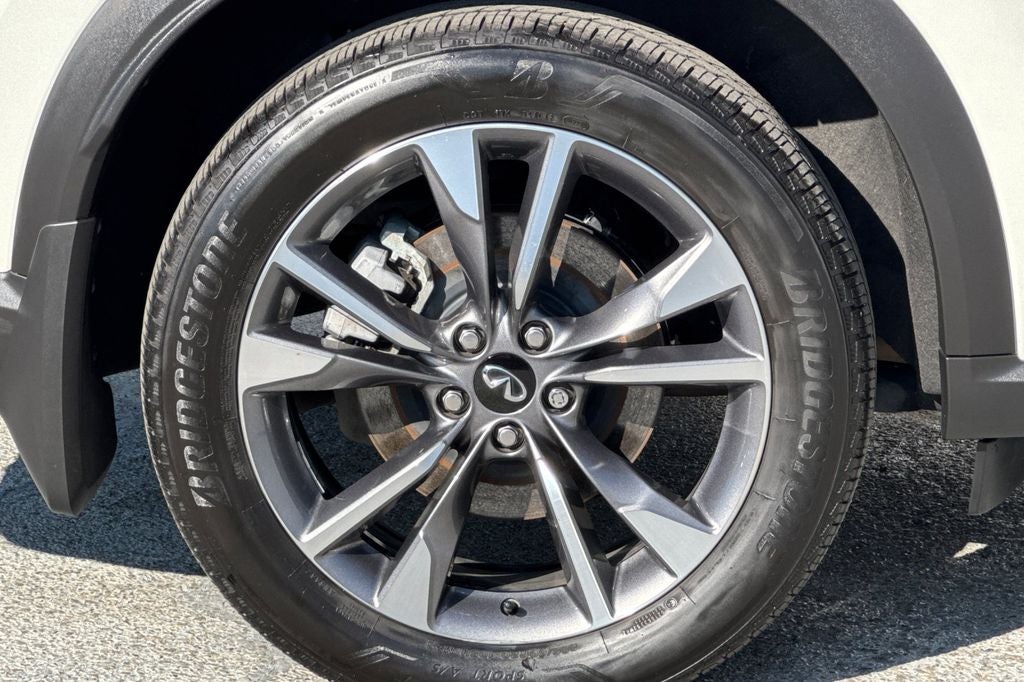 2023 INFINITI QX60 LUXE AWD