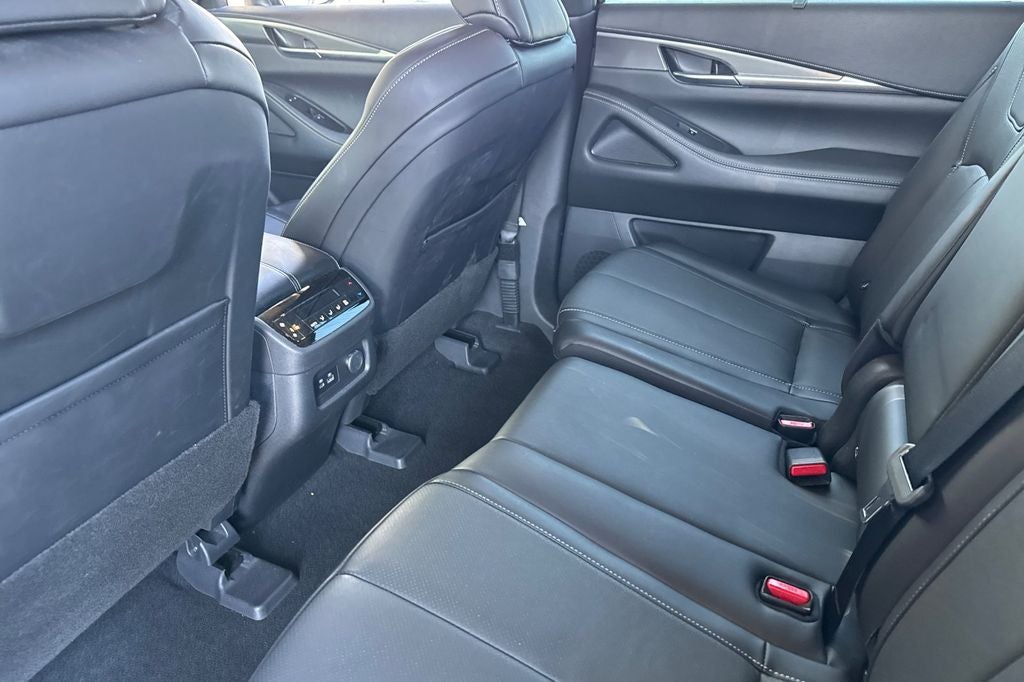 2023 INFINITI QX60 LUXE AWD