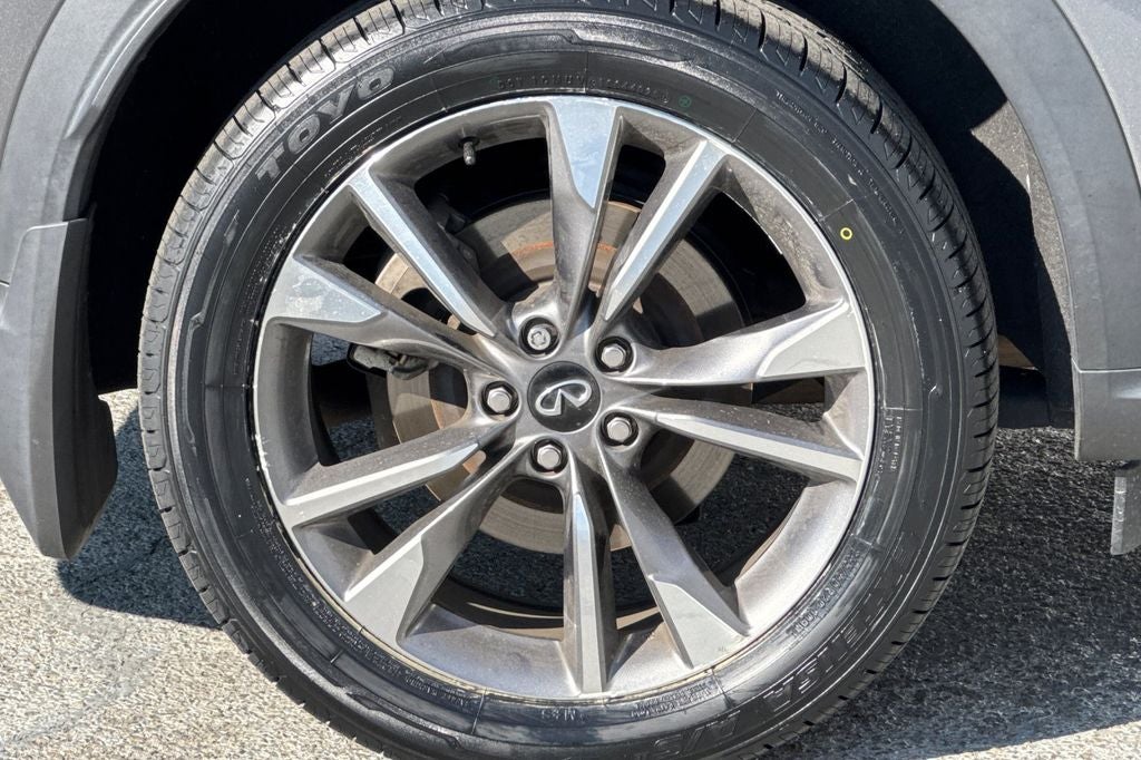 2023 INFINITI QX60 LUXE AWD