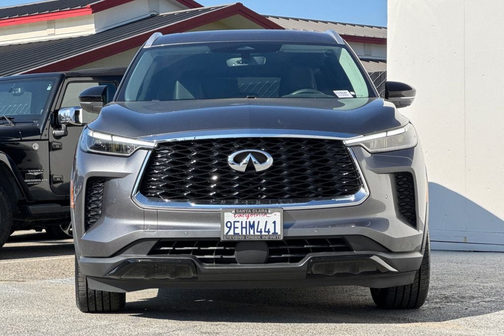 2023 INFINITI QX60 LUXE AWD