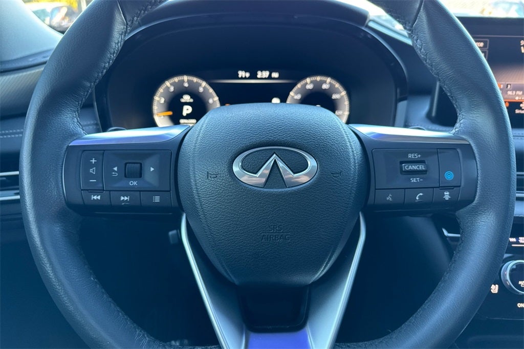 2023 INFINITI QX60 LUXE AWD