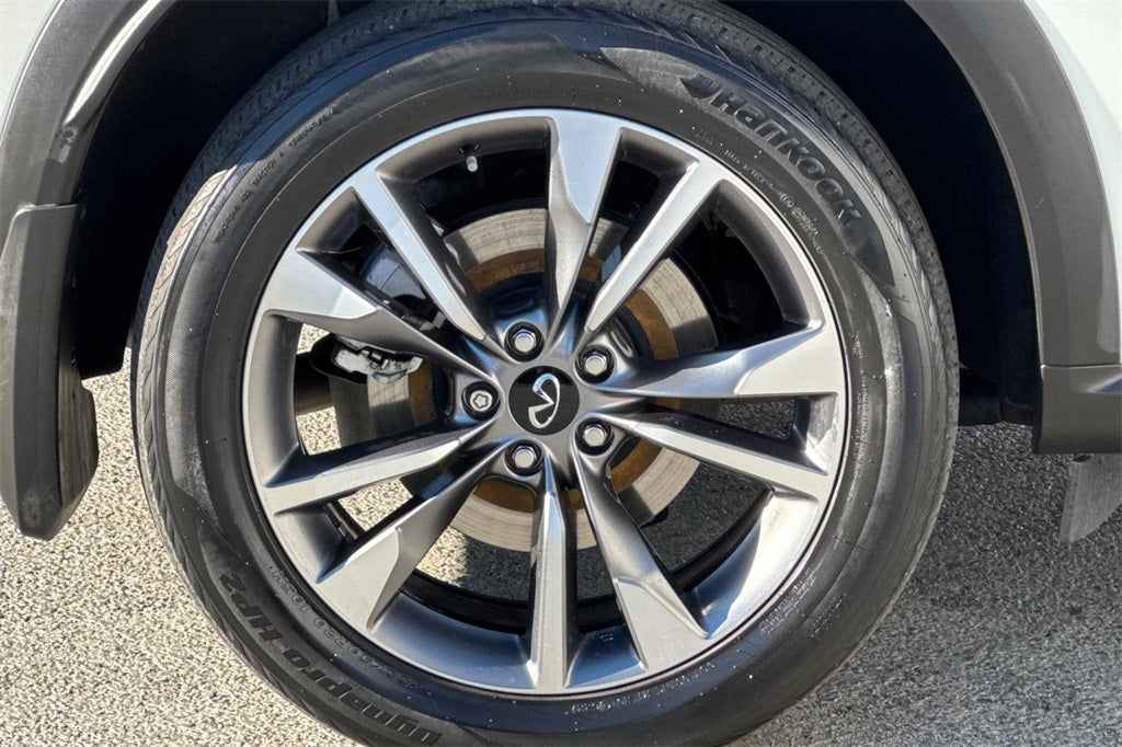 2023 INFINITI QX60 LUXE AWD