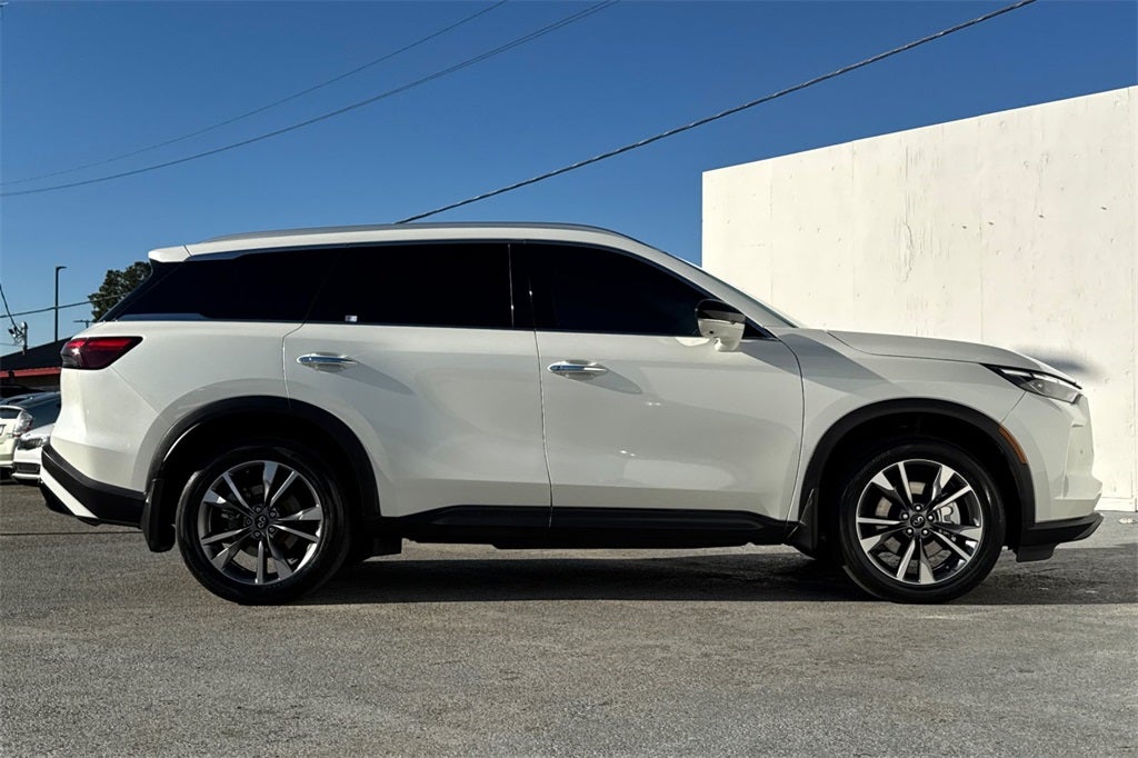 2023 INFINITI QX60 LUXE AWD