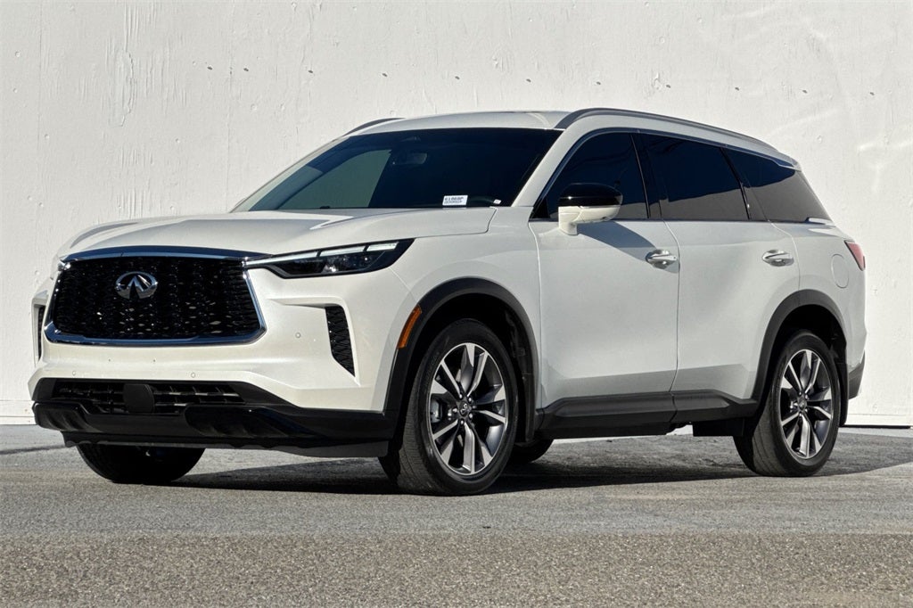 2023 INFINITI QX60 LUXE AWD