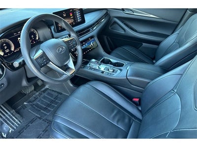 2023 INFINITI QX60 LUXE AWD