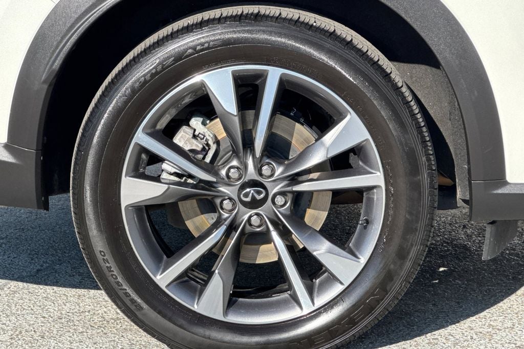 2023 INFINITI QX60 LUXE AWD