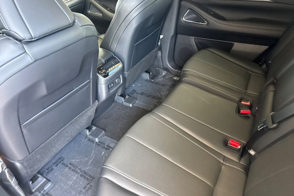 2023 INFINITI QX60 LUXE AWD