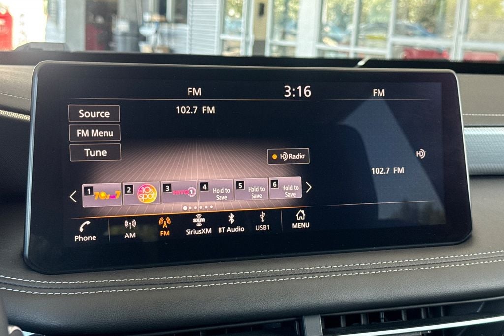 2023 INFINITI QX60 LUXE AWD