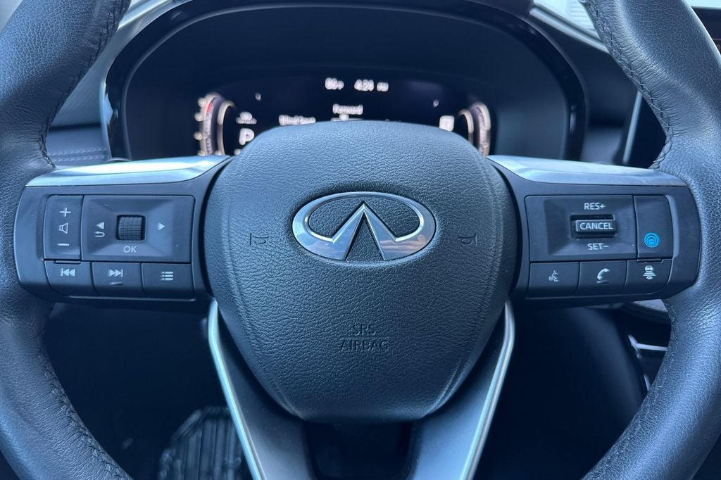 2023 INFINITI QX60 LUXE