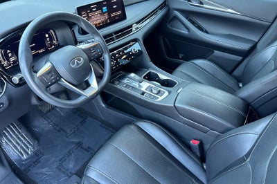 2023 INFINITI QX60 LUXE