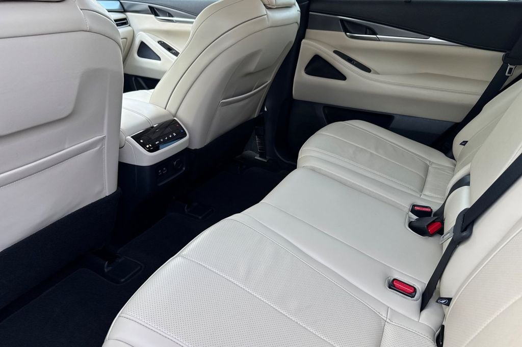 2023 INFINITI QX60 LUXE AWD