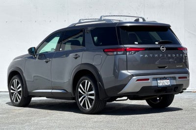 2024 Nissan Pathfinder Platinum