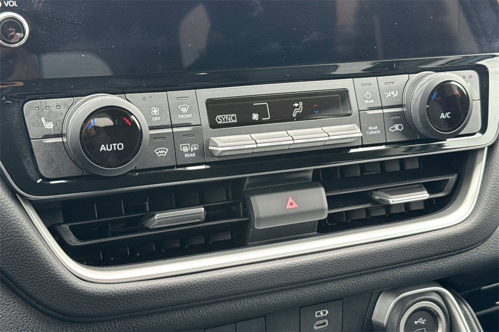 2024 Toyota Grand Highlander Hybrid Base