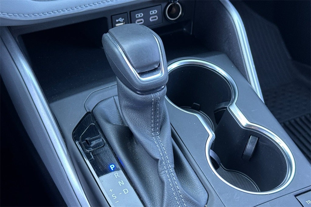 2024 Toyota Highlander Hybrid LE