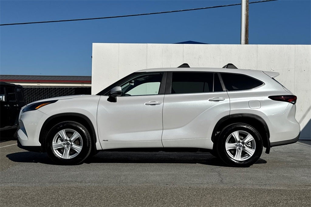 2024 Toyota Highlander Hybrid LE