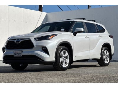 2024 Toyota Highlander Hybrid LE