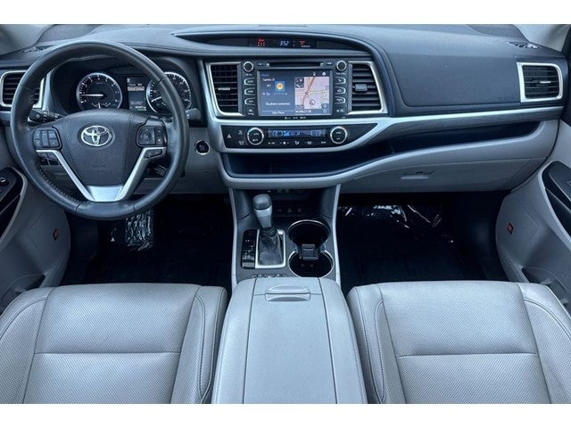 2019 Toyota Highlander Limited Platinum