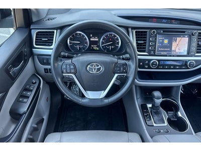 2019 Toyota Highlander Limited Platinum