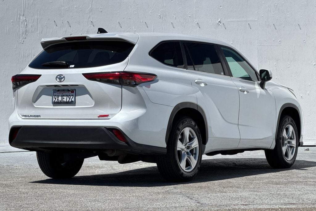 2023 Toyota Highlander L