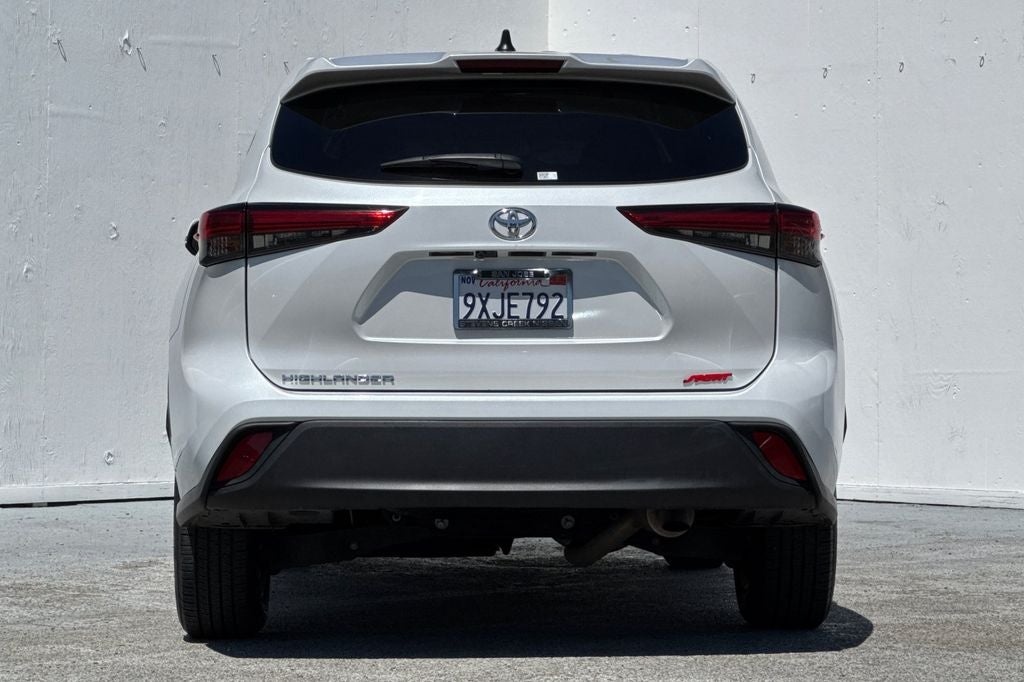 2023 Toyota Highlander L