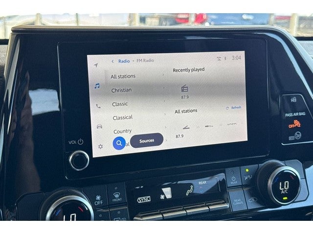 2023 Toyota Highlander L