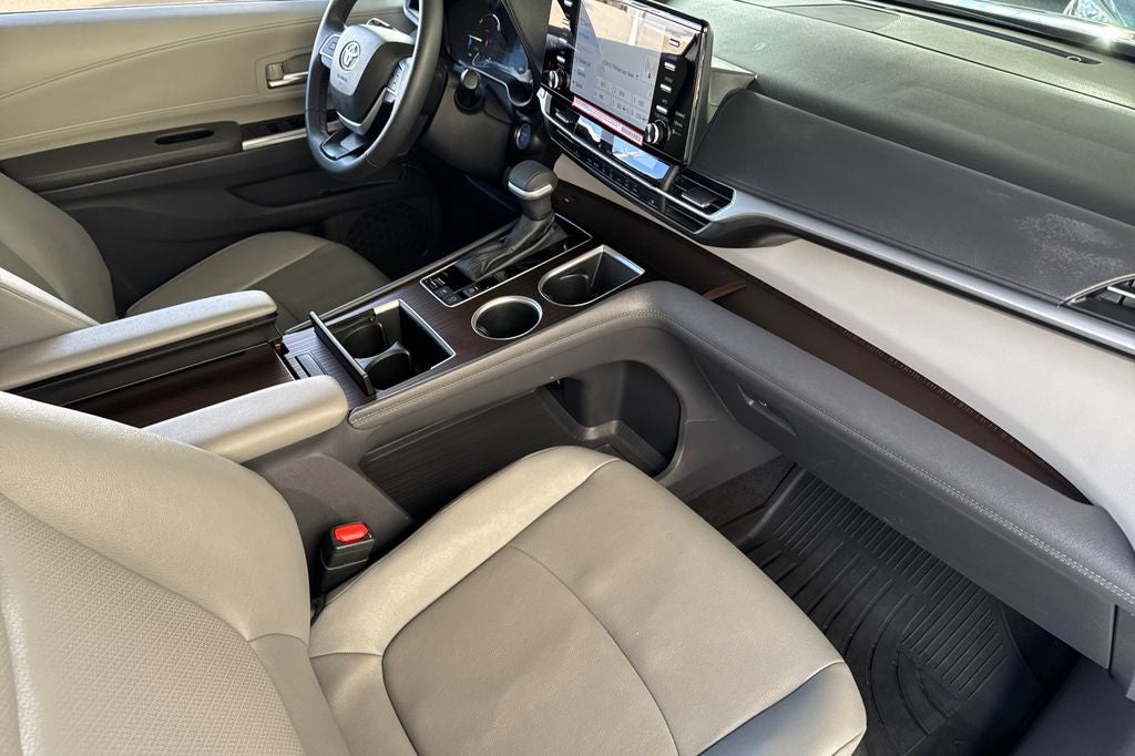 2024 Toyota Sienna XLE 7 Passenger