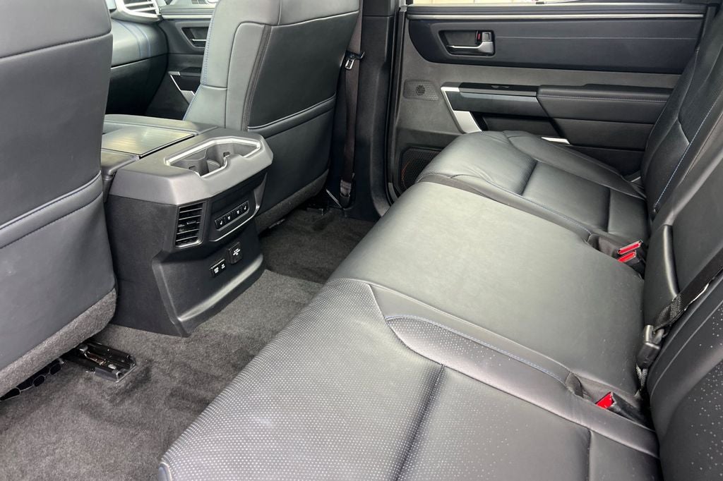 2023 Toyota Tundra Hybrid Platinum