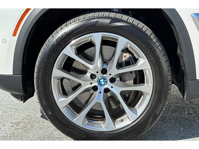 2024 BMW X5 xDrive50e