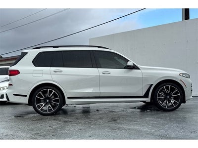 2022 BMW X7 xDrive40i
