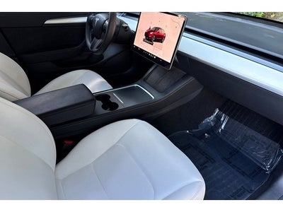2023 Tesla Model 3 .
