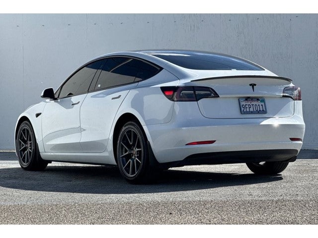2023 Tesla Model 3 .