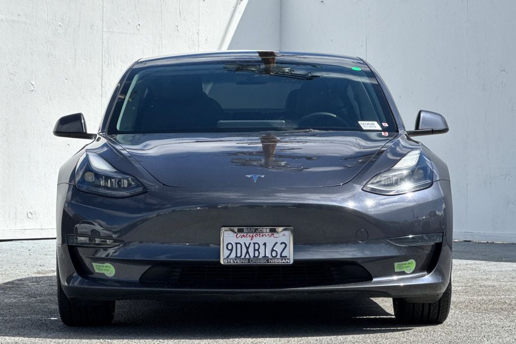 2023 Tesla Model 3 .