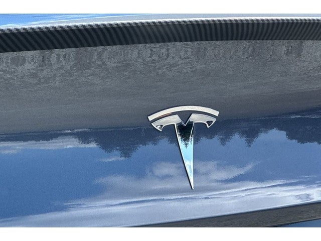 2023 Tesla Model 3 .