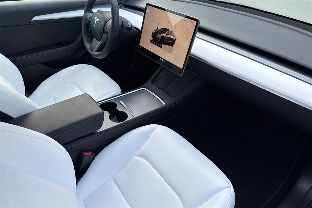 2023 Tesla Model 3 Performance